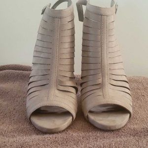 Carlos by Carlos Santana, 9M, Tan/Biege